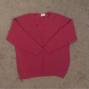 Aritzia wilfred free knit v-neck sweater in hot pink cherry plum color